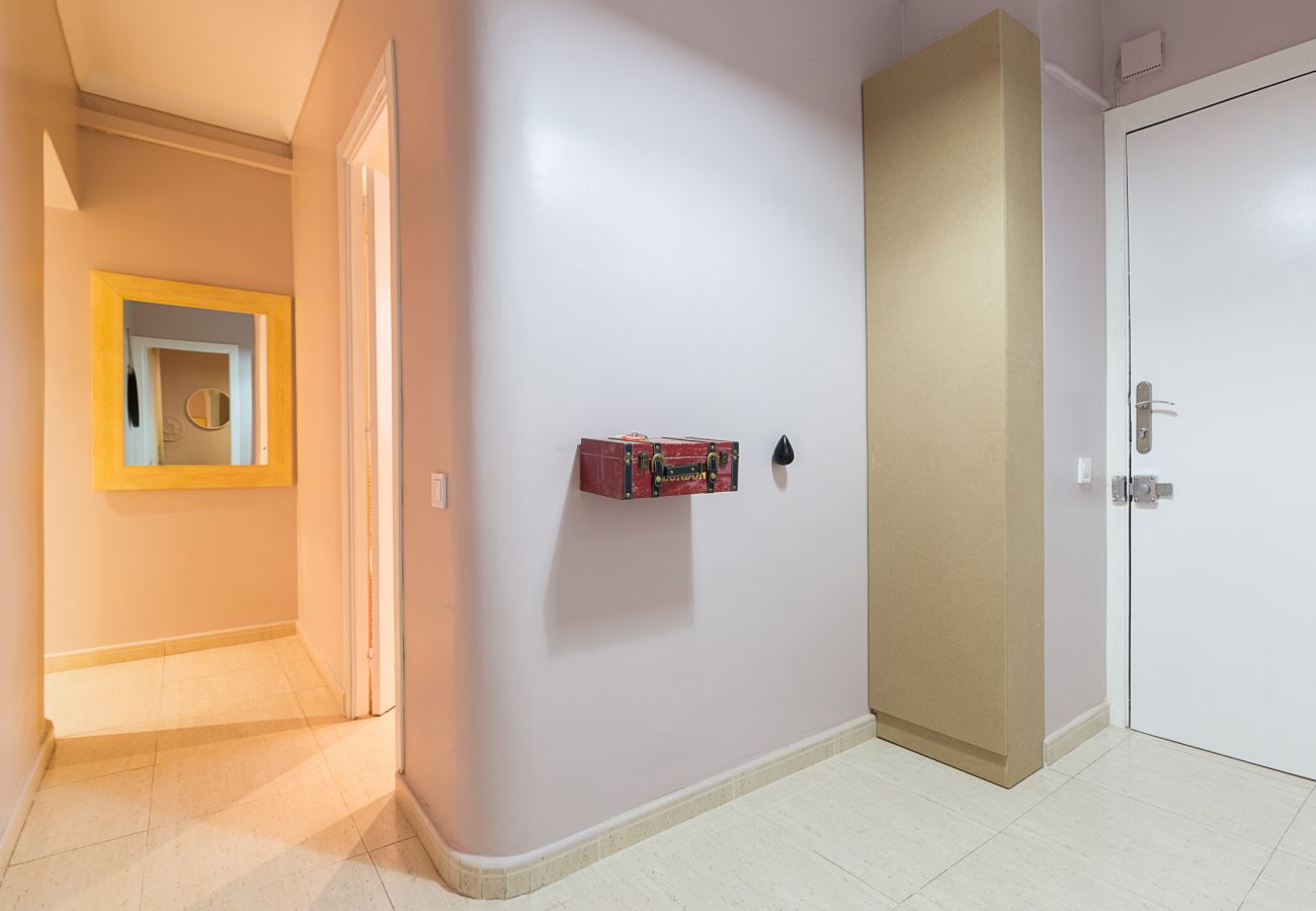 hall in the apartment plaza españa barcelona