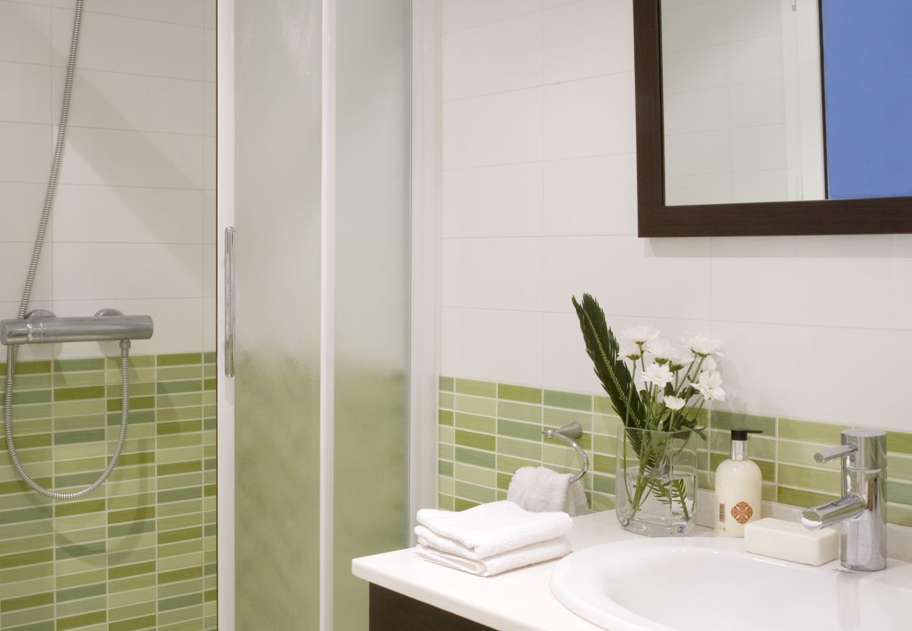 Apartamento em Barcelona - PARLAMENT, modern 2bed in Sant Antoni