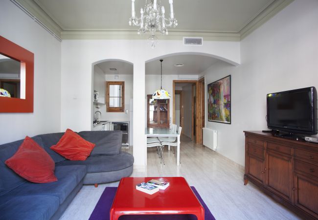 Apartamento em Barcelona - VILADOMAT, large 4bed/2bath with balcony Apartamento em Barcelona - VILADOMAT, large 4bed/2bath with balcony