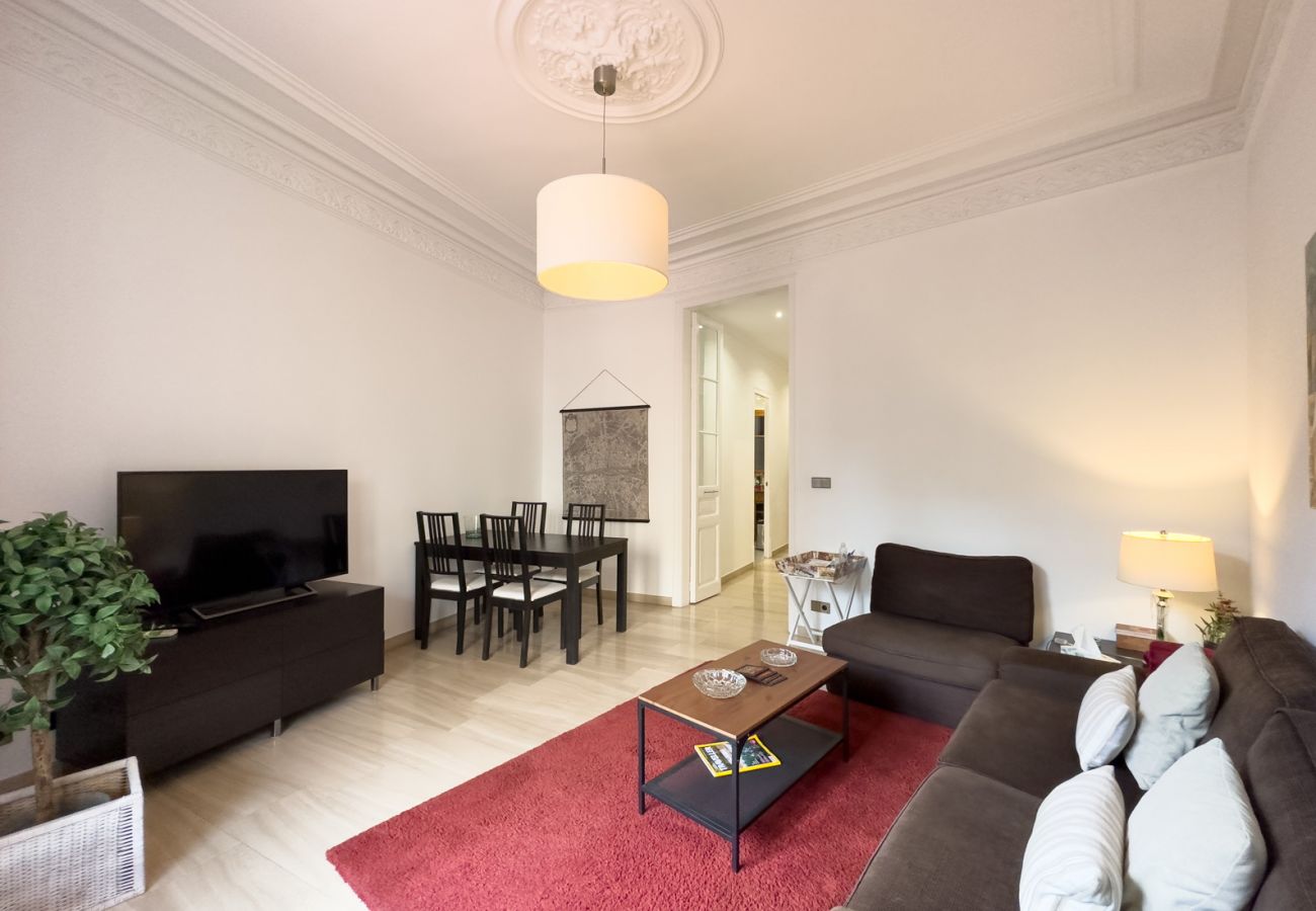 Apartamento em Barcelona - PASSEIG DE GRACIA, with large terrace