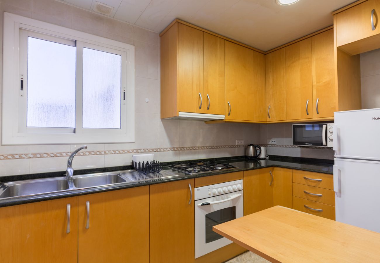 Apartamento em Barcelona - PORT BCN, classic 3bed with balcony