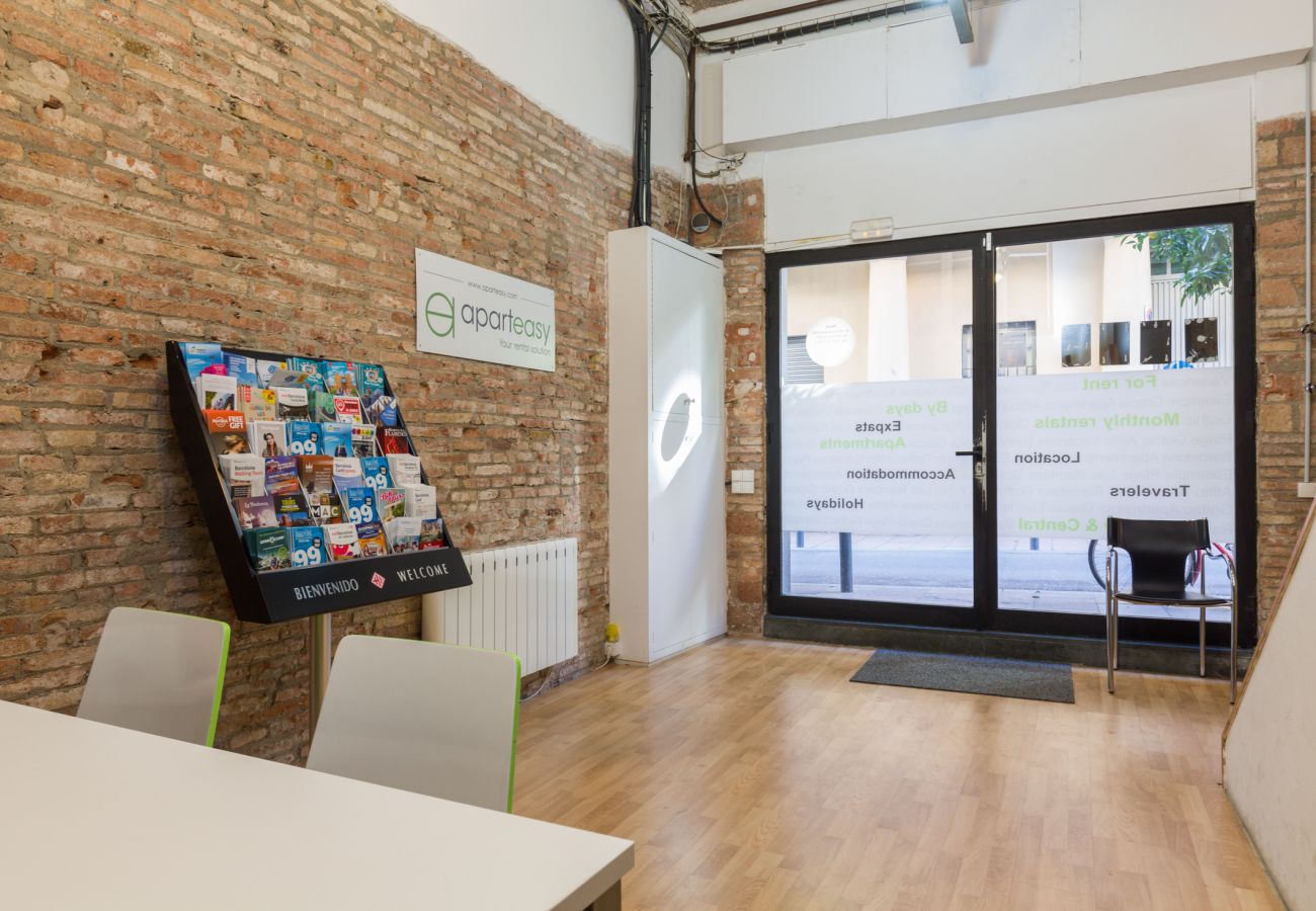 Apartamento em Barcelona - GRACIA SUITE, balcony