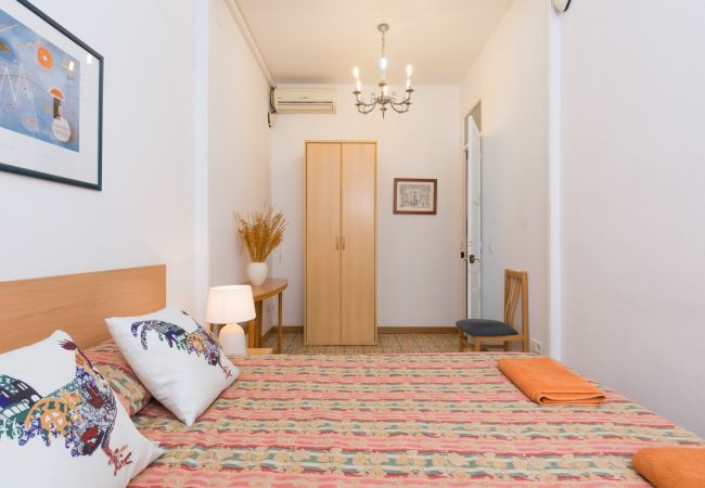 Apartamento em Barcelona - GRACIA SANT AGUSTI, 3 bedrooms Apartamento em Barcelona - GRACIA SANT AGUSTI, 3 bedrooms