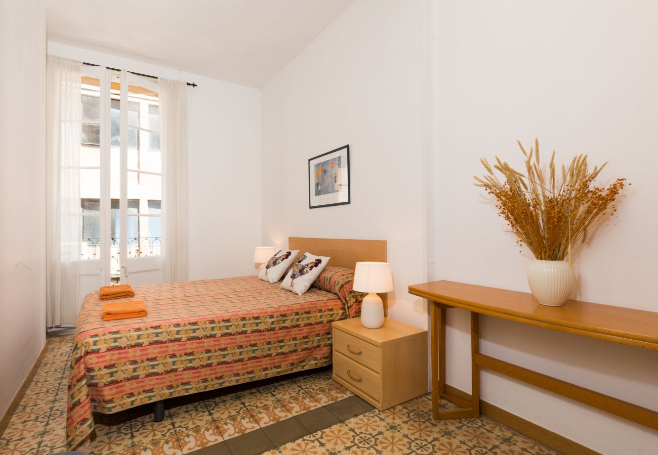 Apartamento em Barcelona - GRACIA SANT AGUSTI, 3 bedrooms