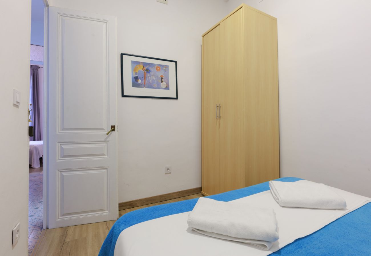 Apartamento em Barcelona - GRACIA SANT AGUSTI, 3 bedrooms