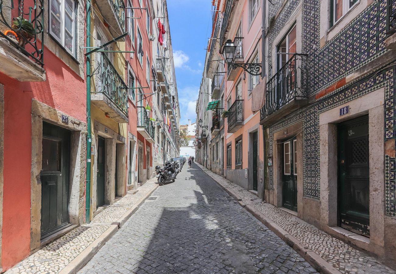 Bairro Alto Cosy by Homing