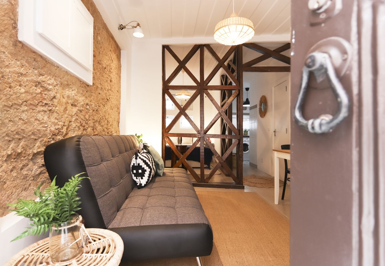 Golden Studio by Homing