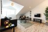Apartamento em Lisboa - BAIRRO ALTO VIEWS by HOMING Apartamento em Lisboa - BAIRRO ALTO VIEWS by HOMING