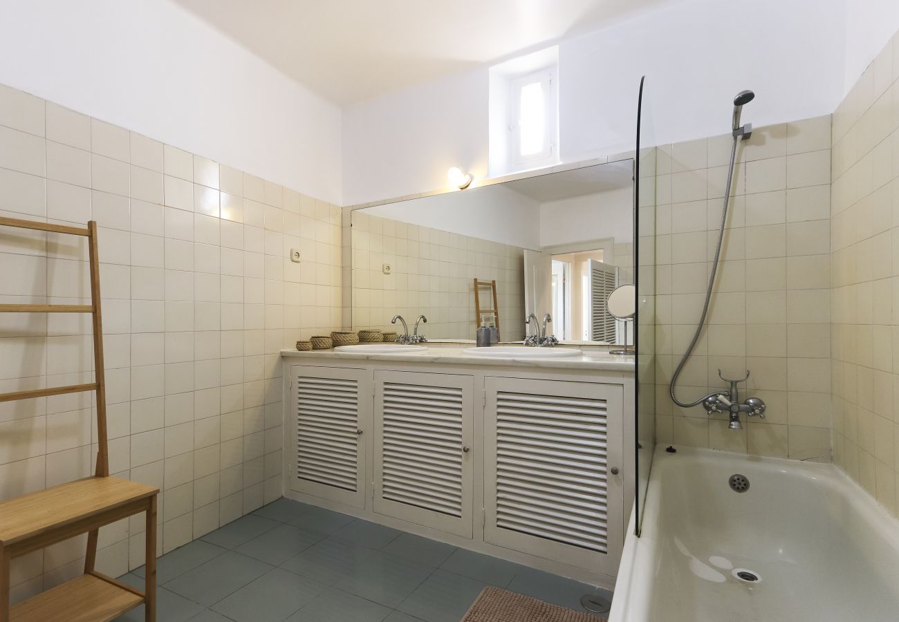 Apartamento em Lisboa - CHIADO VIEWS by HOMING