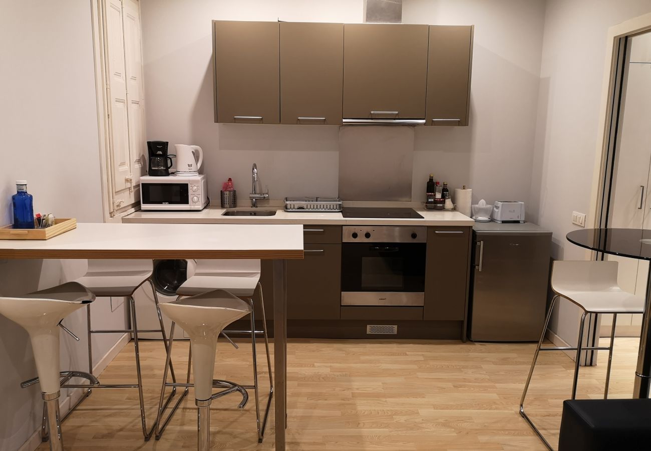 Apartamento em Barcelona - GRACIA boho chic, balcony, trees