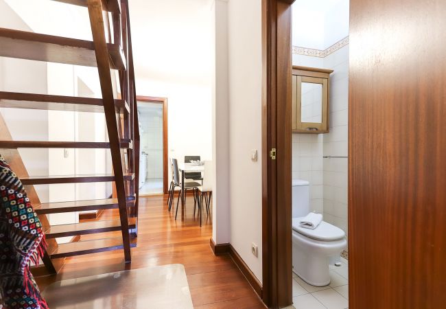 Apartamento em Lisboa - AV. LIBERDADE DUPLEX by HOMING Apartamento em Lisboa - AV. LIBERDADE DUPLEX by HOMING