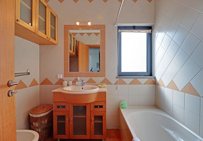 Apartamento em Pêra - PÊRA SECRET GARDEN 1 AND POOL by HOMING Apartamento em Pêra - PÊRA SECRET GARDEN 1 AND POOL by HOMING