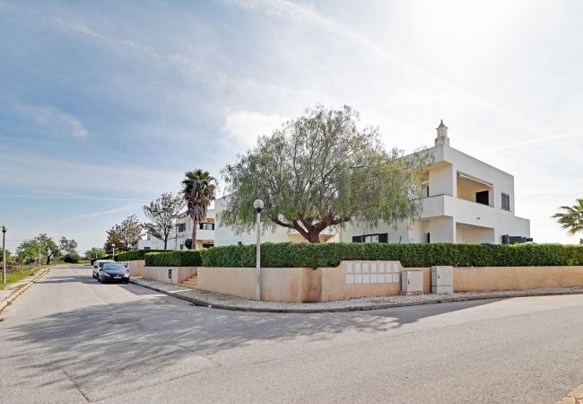 Apartamento em Pêra - PÊRA SECRET GARDEN 1 AND POOL by HOMING Apartamento em Pêra - PÊRA SECRET GARDEN 1 AND POOL by HOMING