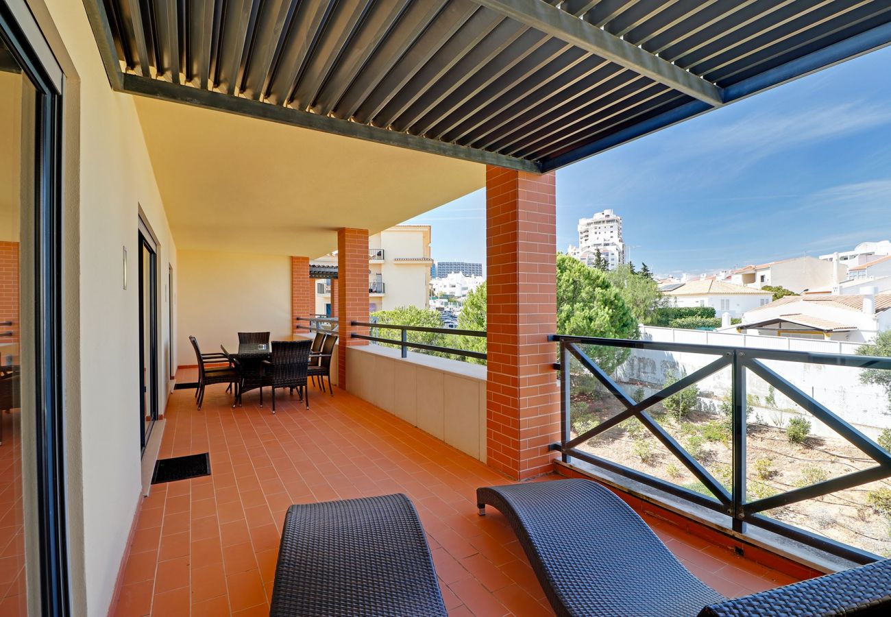 Apartamento em Albufeira - ALBUFEIRA MODERN 1 WITH POOL by HOMING