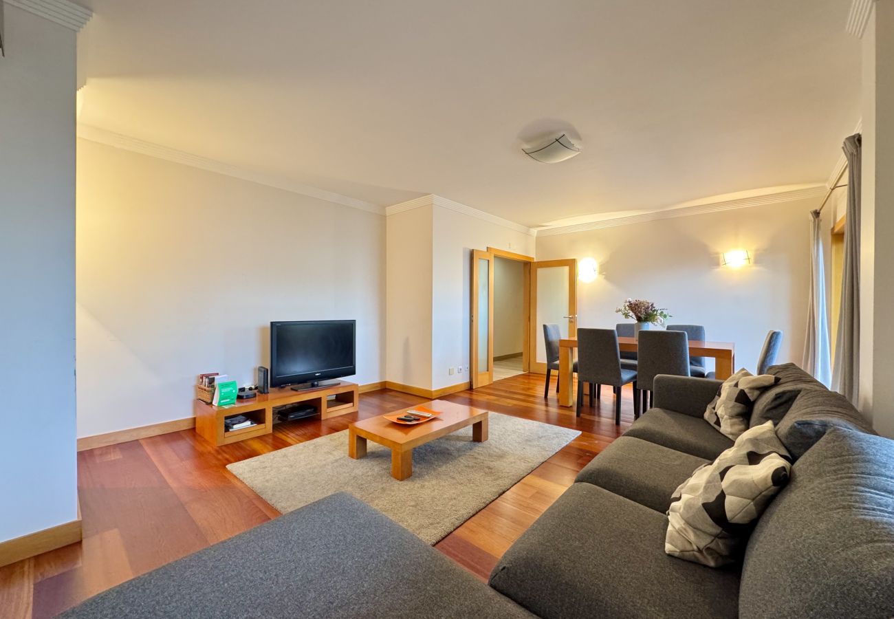 Apartamento em Albufeira - ALBUFEIRA MODERN 1 WITH POOL by HOMING