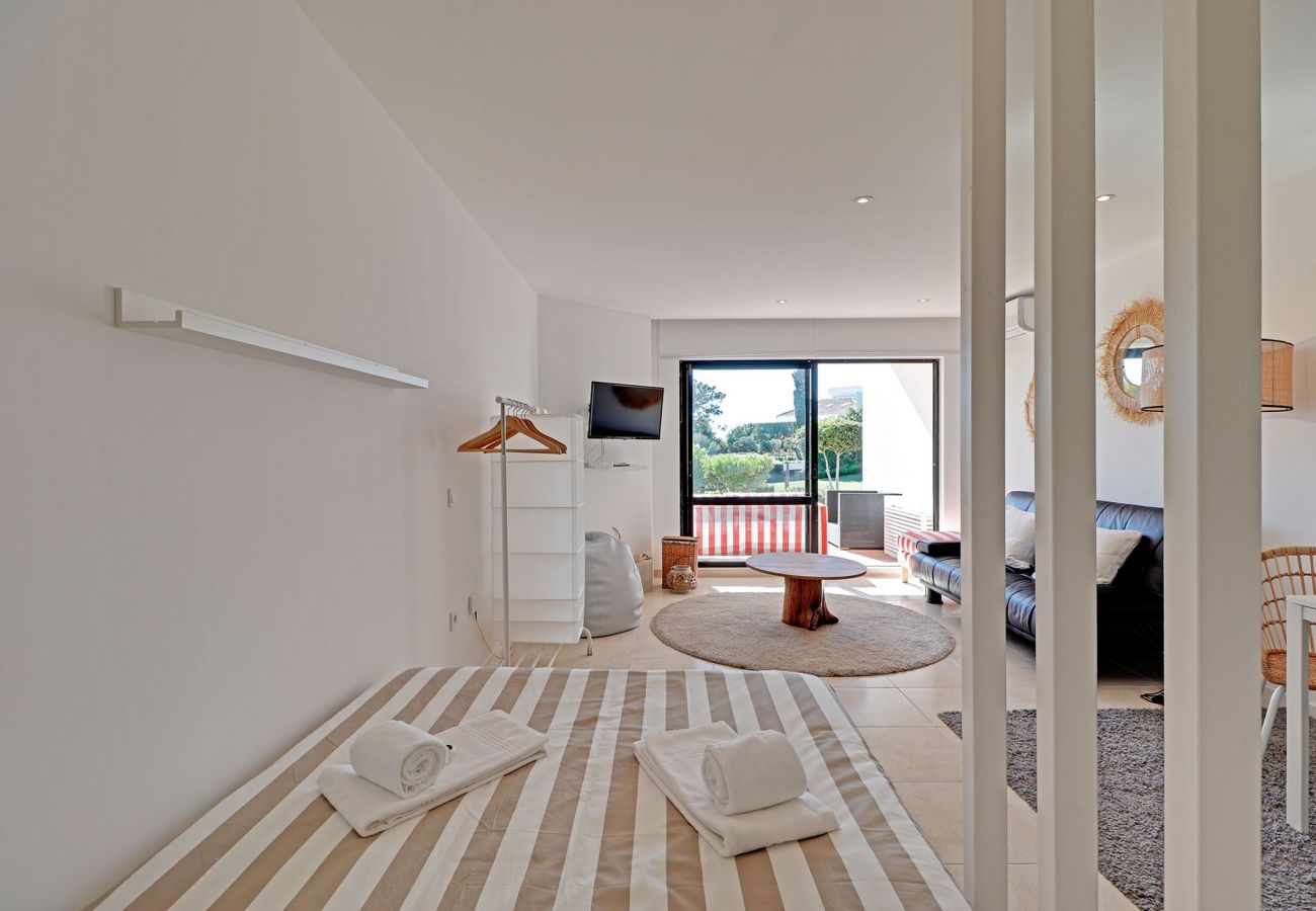 Apartamento em Quinta do Lago - QUINTA DO LAGO VICTORY VILLAGE WITH POOL by HOMING