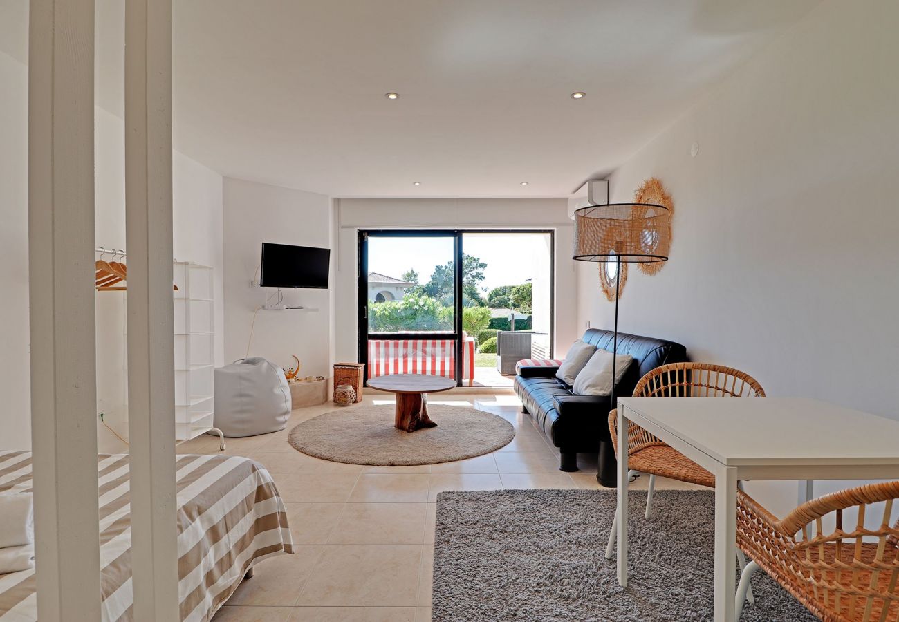 Apartamento em Quinta do Lago - QUINTA DO LAGO VICTORY VILLAGE WITH POOL by HOMING