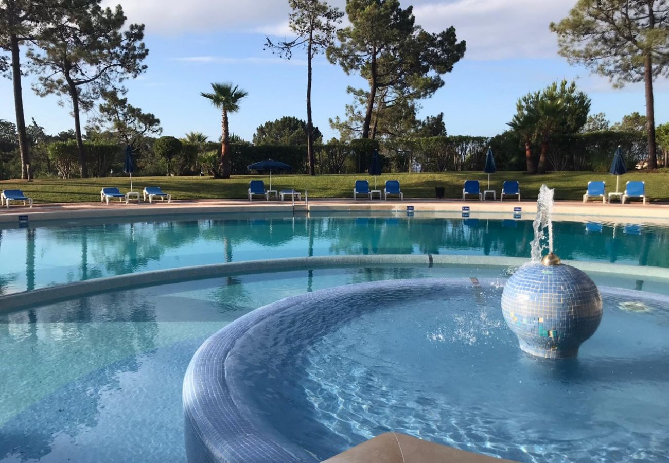 Apartamento em Quinta do Lago - QUINTA DO LAGO VICTORY VILLAGE WITH POOL by HOMING