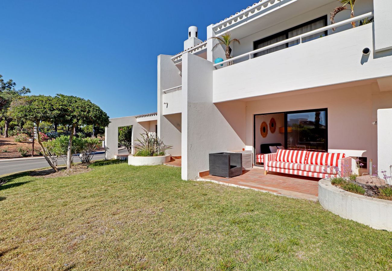 Apartamento em Quinta do Lago - QUINTA DO LAGO VICTORY VILLAGE WITH POOL by HOMING
