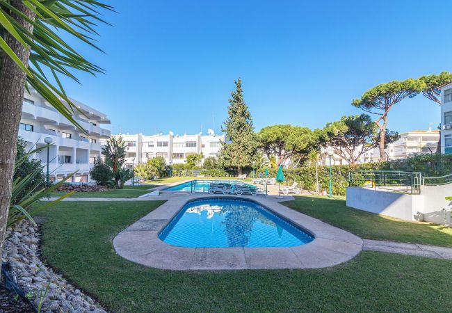 Apartamento em Vilamoura - VILAMOURA COSY 2 WITH POOL by HOMING Apartamento em Vilamoura - VILAMOURA COSY 2 WITH POOL by HOMING