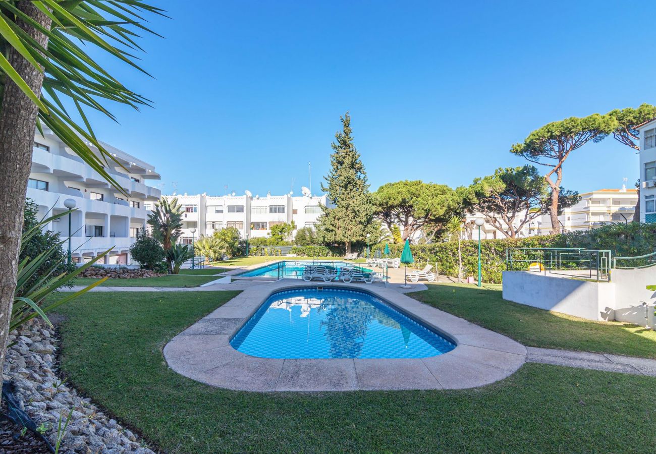 Apartamento em Vilamoura - VILAMOURA COSY 2 WITH POOL by HOMING