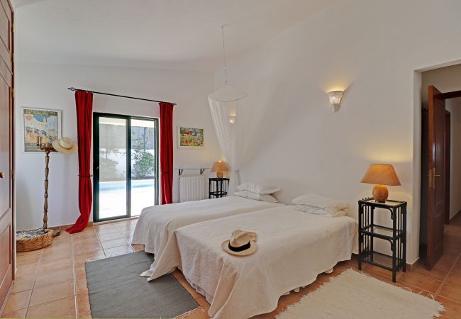 Villa em São Brás de Alportel - ALGARVE COUNTRY VILLA 1 WITH POOL by HOMING Villa em São Brás de Alportel - ALGARVE COUNTRY VILLA 1 WITH POOL by HOMING