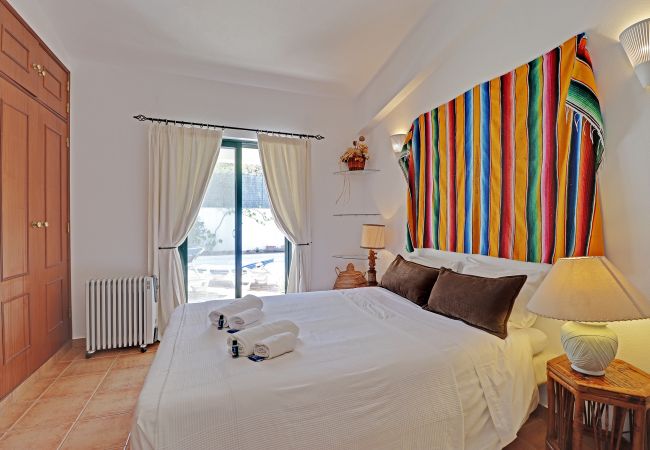 Villa em São Brás de Alportel - ALGARVE COUNTRY VILLA 1 WITH POOL by HOMING Villa em São Brás de Alportel - ALGARVE COUNTRY VILLA 1 WITH POOL by HOMING