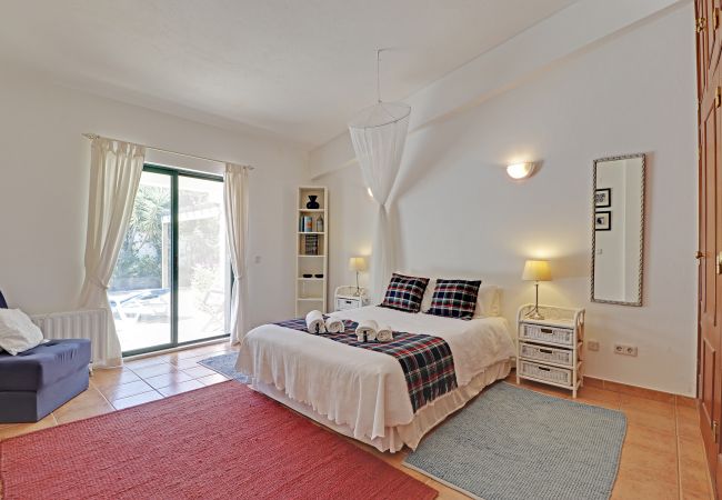 Villa em São Brás de Alportel - ALGARVE COUNTRY VILLA 1 WITH POOL by HOMING Villa em São Brás de Alportel - ALGARVE COUNTRY VILLA 1 WITH POOL by HOMING