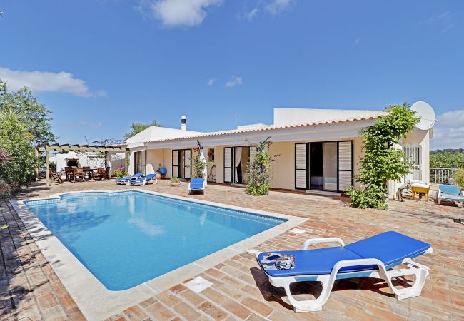 Villa em São Brás de Alportel - ALGARVE COUNTRY VILLA 1 WITH POOL by HOMING Villa em São Brás de Alportel - ALGARVE COUNTRY VILLA 1 WITH POOL by HOMING