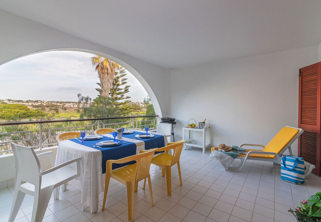 Apartamento em Albufeira - ALBUFEIRA SALGADOS BEACH 2 by HOMING