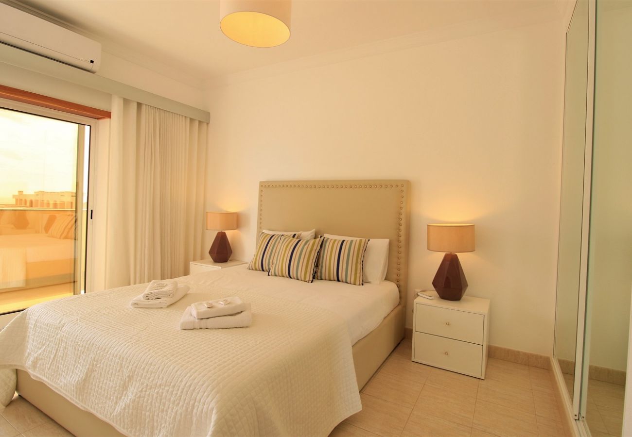 Apartamento em Armação de Pêra - ARMAÇÃO DE PÊRA BRIGHTNESS 1 WITH POOL by HOMING