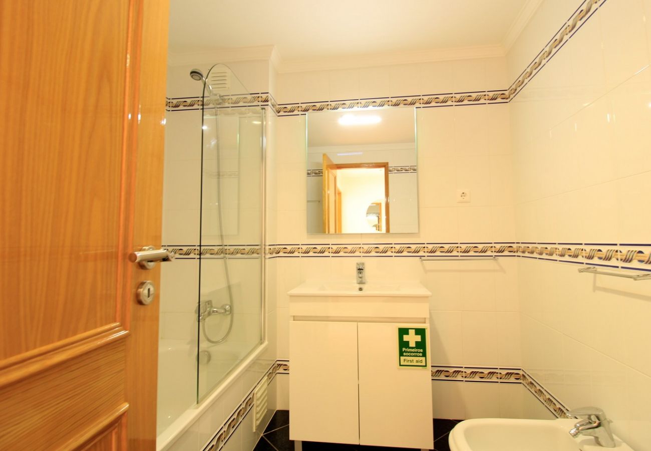 Apartamento em Armação de Pêra - ARMAÇÃO DE PÊRA BRIGHTNESS 1 WITH POOL by HOMING