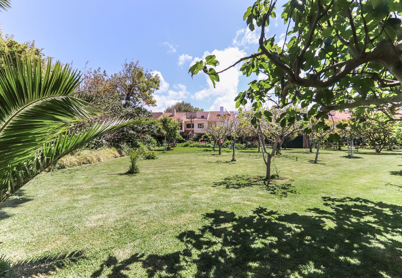 Apartamento em Aldeia de Juzo - GUINCHO GARDEN VILLA I by HOMING
