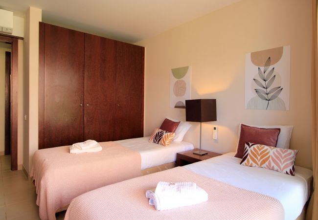 Apartamento em Guia - ALBUFEIRA SALGADOS PREMIUM 1 WITH POOL by HOMING Apartamento em Guia - ALBUFEIRA SALGADOS PREMIUM 1 WITH POOL by HOMING