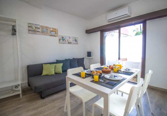 Apartamento em Vilamoura - VILAMOURA GOLF STUDIO WITH POOL by HOMING Apartamento em Vilamoura - VILAMOURA GOLF STUDIO WITH POOL by HOMING