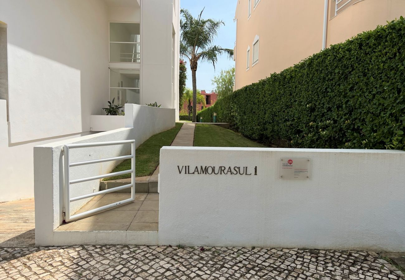 Apartamento em Vilamoura - VILAMOURA TYPICAL 1 WITH POOL by HOMING