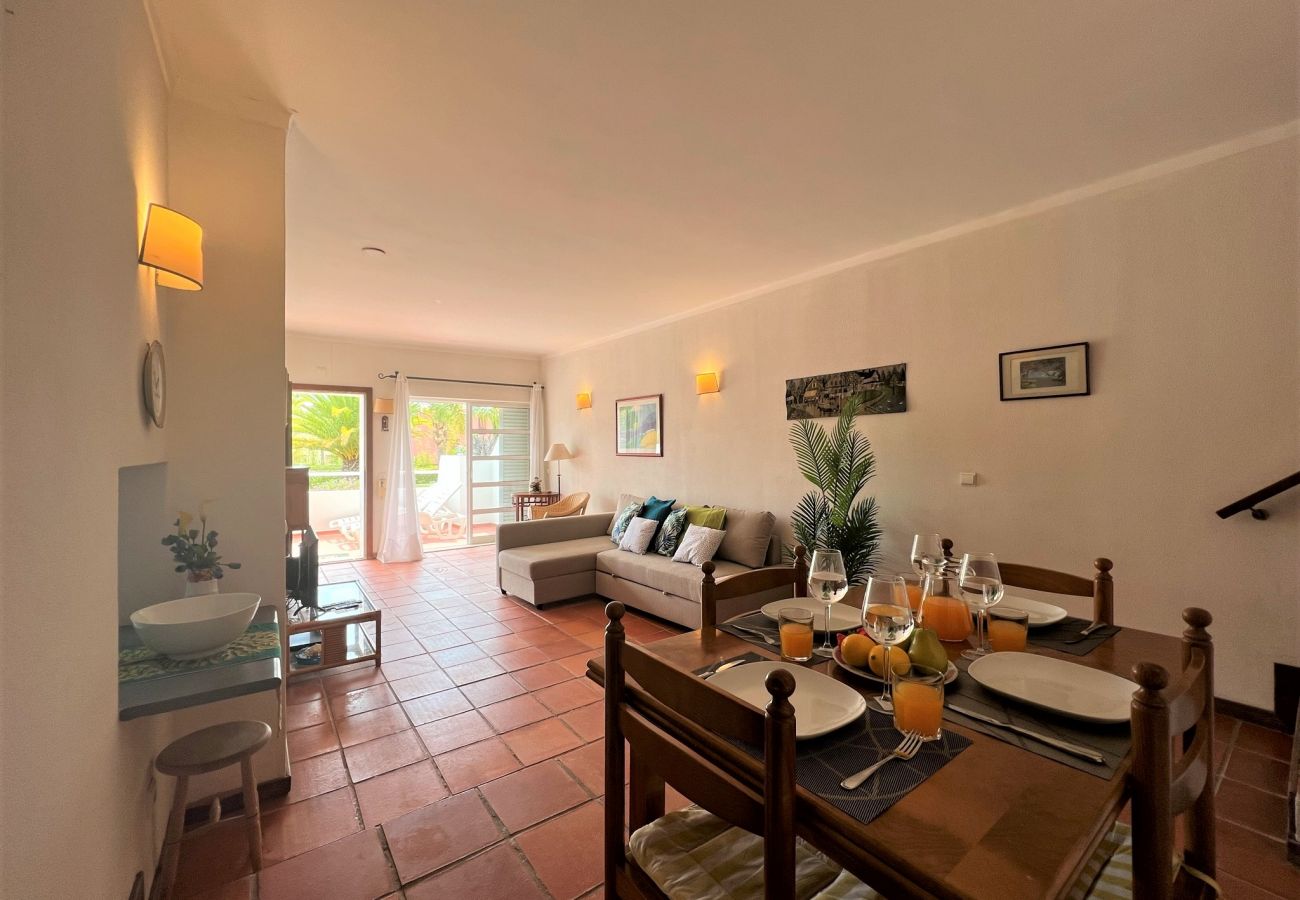Apartamento em Vilamoura - VILAMOURA TYPICAL 1 WITH POOL by HOMING