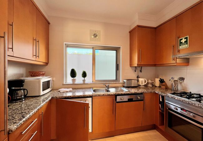 Apartamento em Albufeira - ALBUFEIRA TERRACE WITH POOL by HOMING Apartamento em Albufeira - ALBUFEIRA TERRACE WITH POOL by HOMING