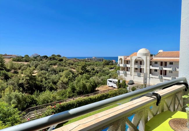 Apartamento em Albufeira - ALBUFEIRA CLASSIC 1 WITH POOL by HOMING Apartamento em Albufeira - ALBUFEIRA CLASSIC 1 WITH POOL by HOMING