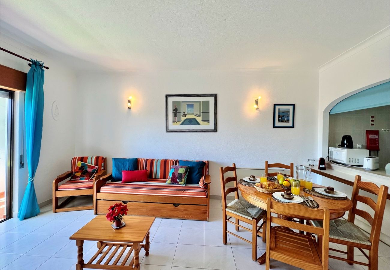 Apartamento em Albufeira - ALBUFEIRA CLASSIC 1 WITH POOL by HOMING