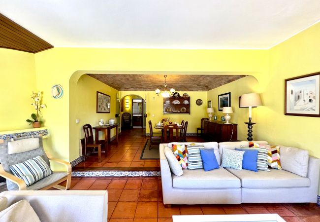 Villa em Vilamoura - VILAMOURA TRADITIONAL VILLA WITH POOL by HOMING Villa em Vilamoura - VILAMOURA TRADITIONAL VILLA WITH POOL by HOMING