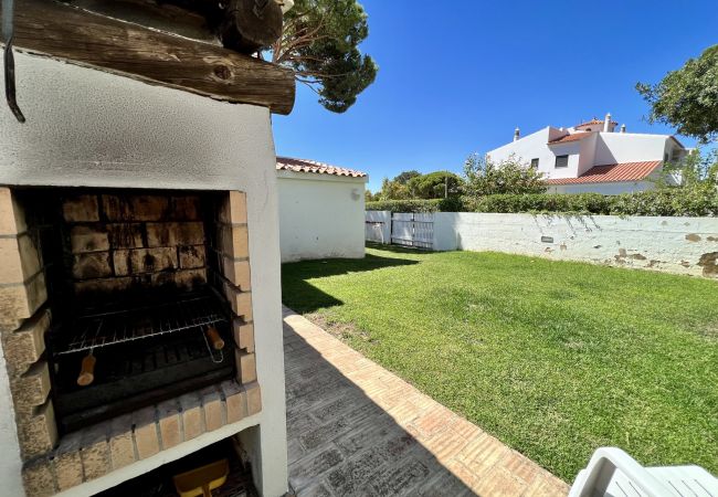 Villa em Vilamoura - VILAMOURA TRADITIONAL VILLA WITH POOL by HOMING Villa em Vilamoura - VILAMOURA TRADITIONAL VILLA WITH POOL by HOMING