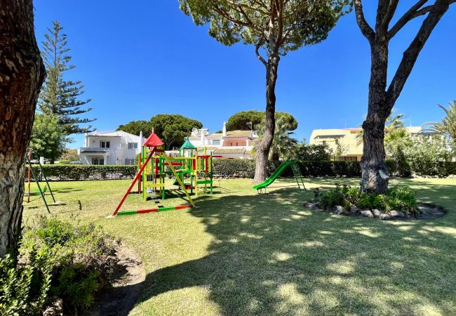 Villa em Vilamoura - VILAMOURA TRADITIONAL VILLA WITH POOL by HOMING Villa em Vilamoura - VILAMOURA TRADITIONAL VILLA WITH POOL by HOMING