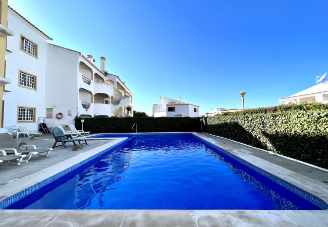 Apartamento em Quarteira - QUARTEIRA CLASSIC 1 WITH POOL by HOMING
