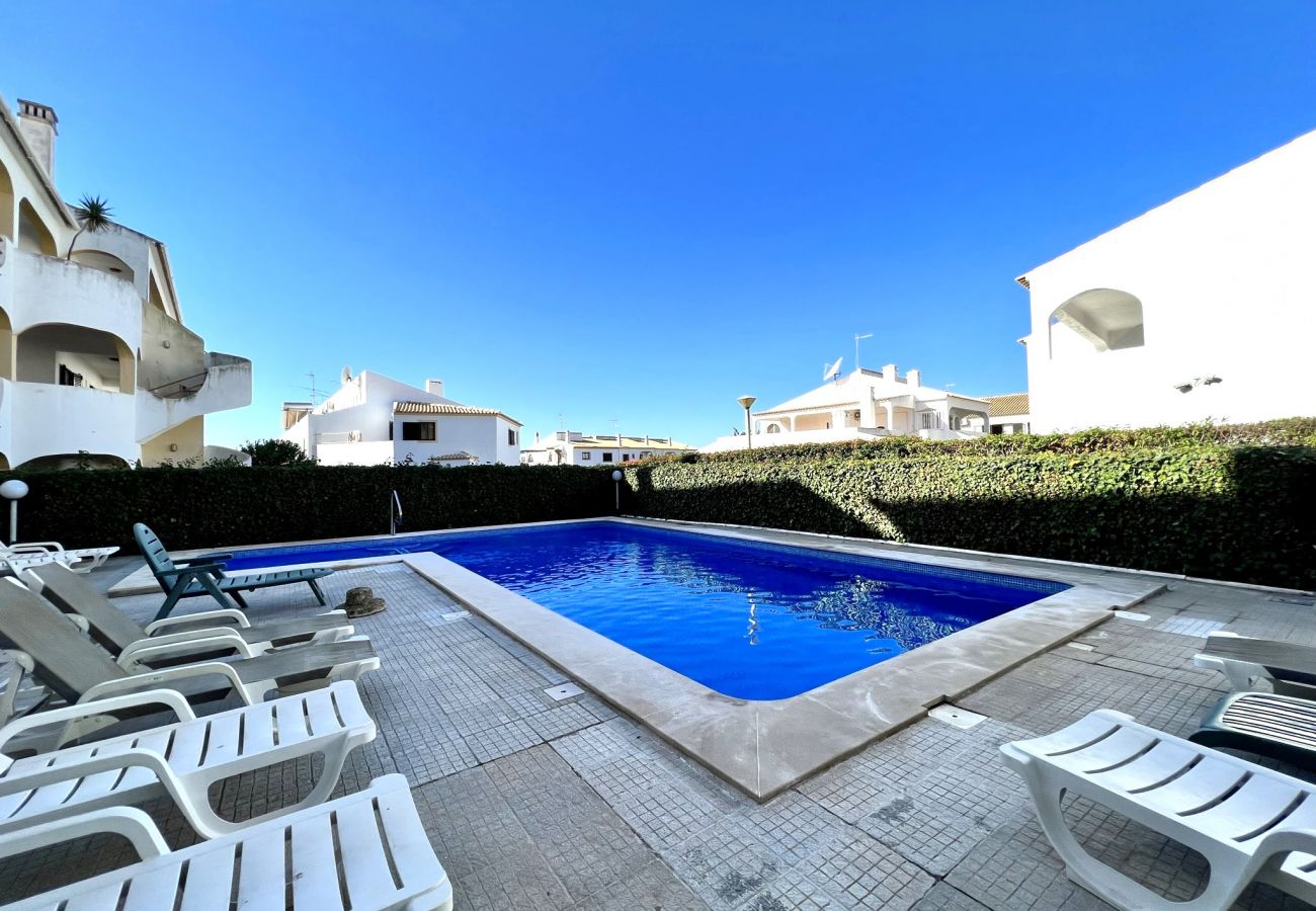 Apartamento em Quarteira - QUARTEIRA CLASSIC 1 WITH POOL by HOMING