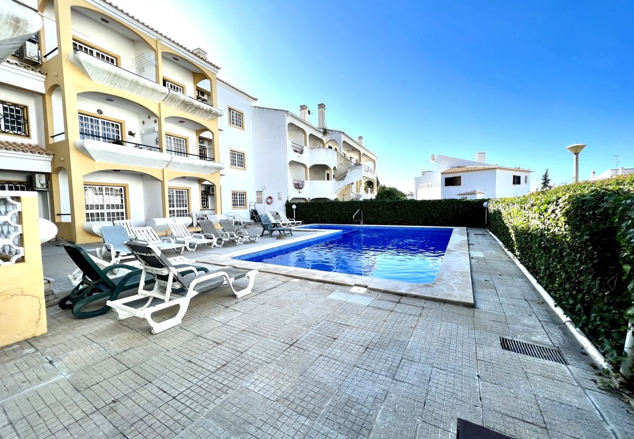 Apartamento em Quarteira - QUARTEIRA CLASSIC 1 WITH POOL by HOMING