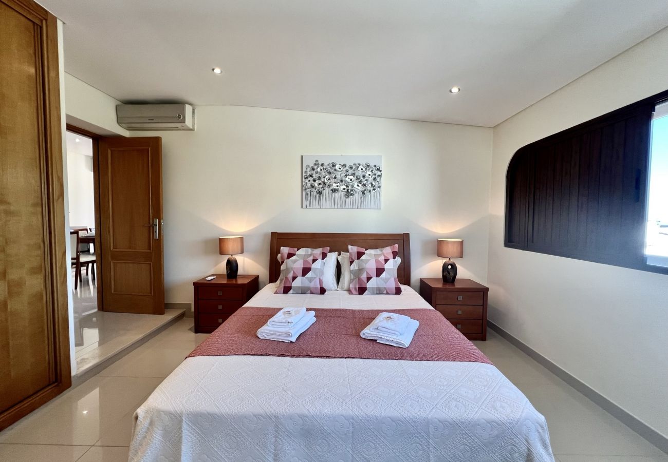 Apartamento em Quarteira - QUARTEIRA CLASSIC 1 WITH POOL by HOMING