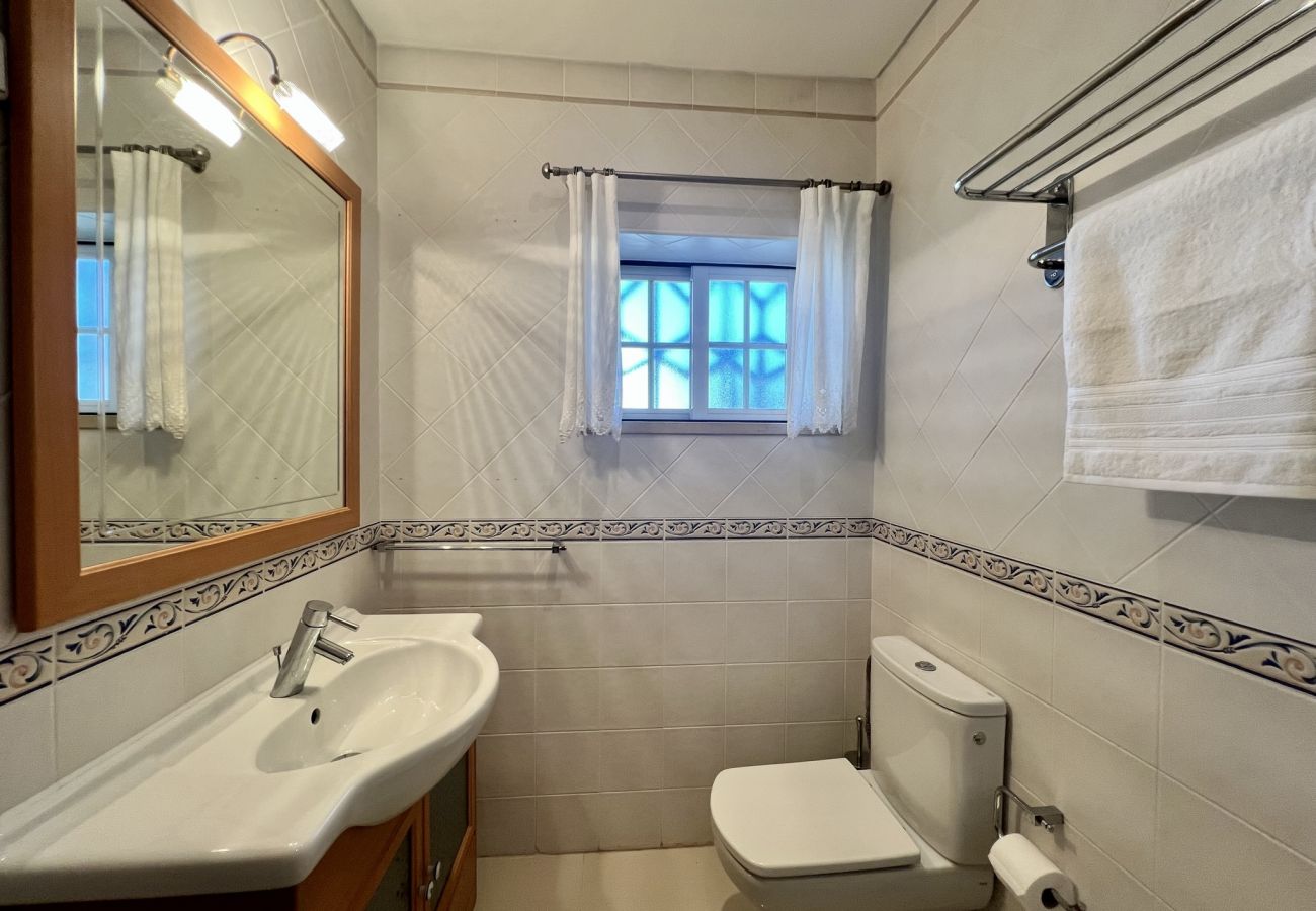Apartamento em Quarteira - QUARTEIRA CLASSIC 1 WITH POOL by HOMING