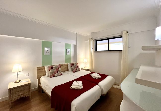 Apartamento em Vilamoura - VILAMOURA MARINA MAR 1 WITH POOL by HOMING Apartamento em Vilamoura - VILAMOURA MARINA MAR 1 WITH POOL by HOMING