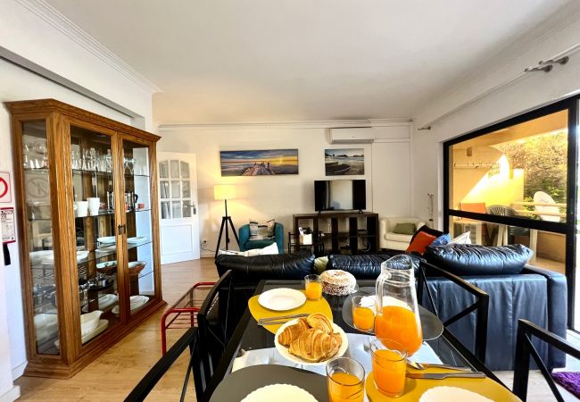 Apartamento em Vilamoura - VILAMOURA MARINA MAR 1 WITH POOL by HOMING Apartamento em Vilamoura - VILAMOURA MARINA MAR 1 WITH POOL by HOMING